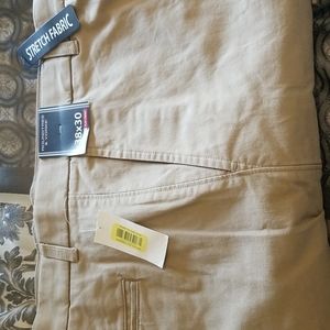 Mens Classic Fit Flat Front pants